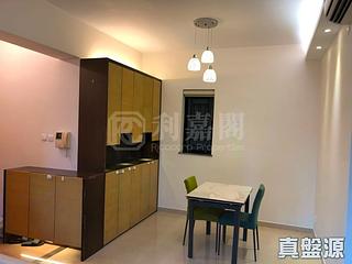 Fortress Hill - Le Sommet Block 1 02