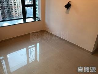 Fortress Hill - Le Sommet Block 1 03