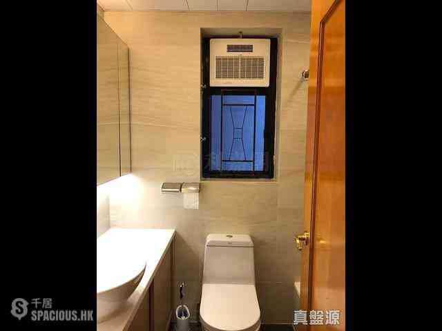 Fortress Hill - Le Sommet Block 1 07