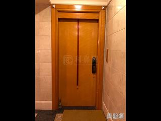 Fortress Hill - Le Sommet Block 1 08