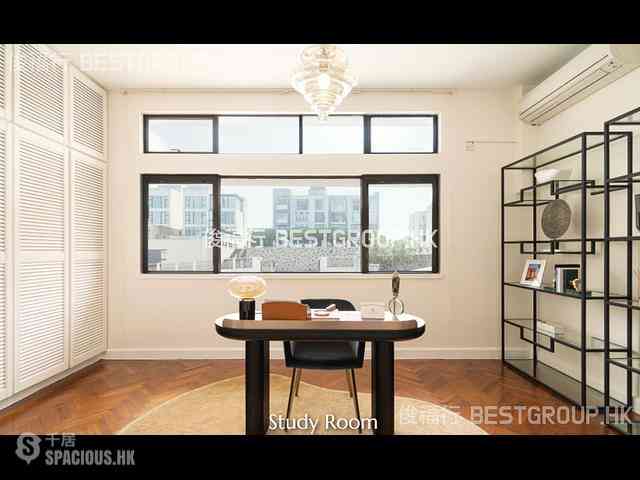 Chung Hom Kok - Coral Villas 03