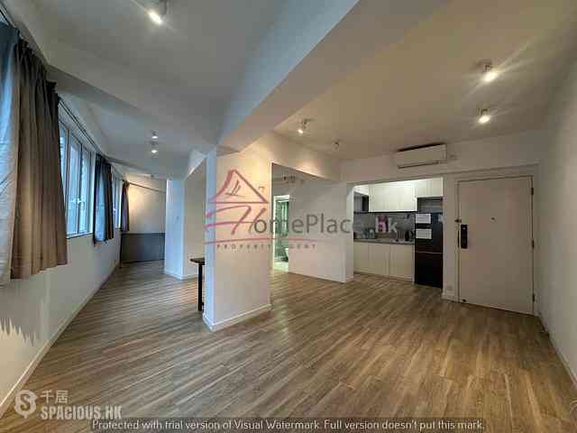 Sai Ying Pun - Sun Luen Building 01