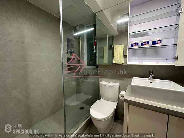 Sai Ying Pun - Sun Luen Building 04