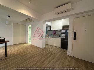 Sai Ying Pun - Sun Luen Building 07