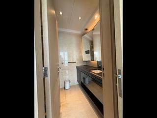 West Kowloon - The Cullinan (Tower 21 Zone 2 Luna Sky) 10