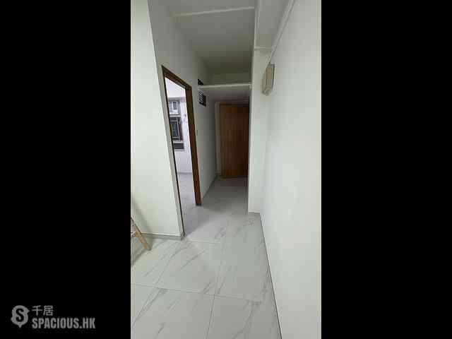 Wan Chai - Wing Fai Mansion 06