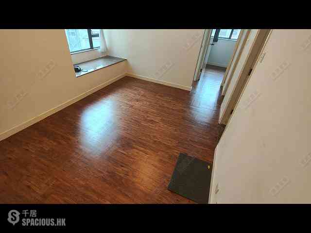 Mid Levels West - Ying Piu Mansion 02