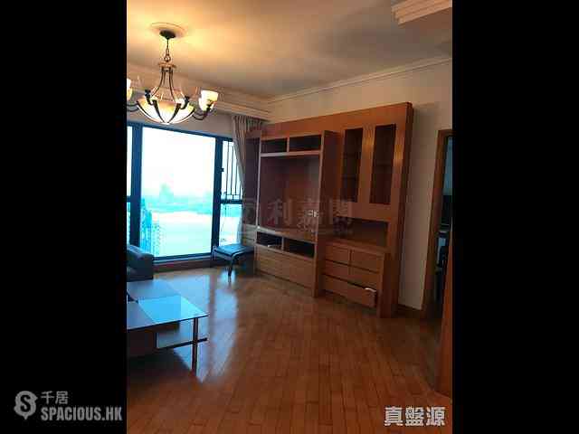 Fortress Hill - Le Sommet Block 1 04