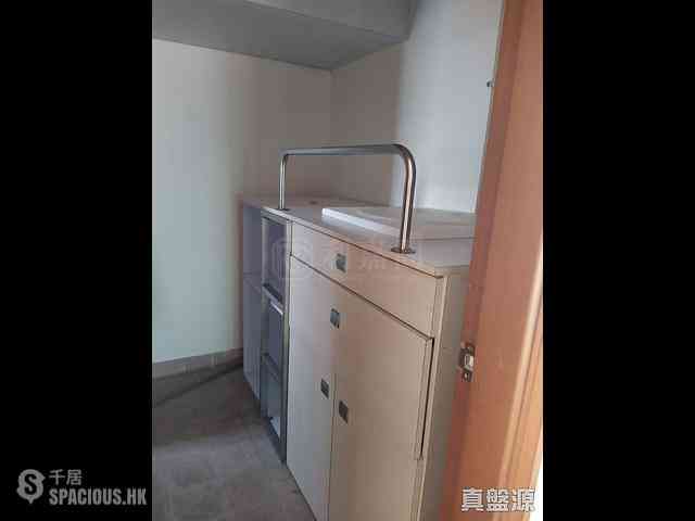 Fortress Hill - Le Sommet Block 1 11