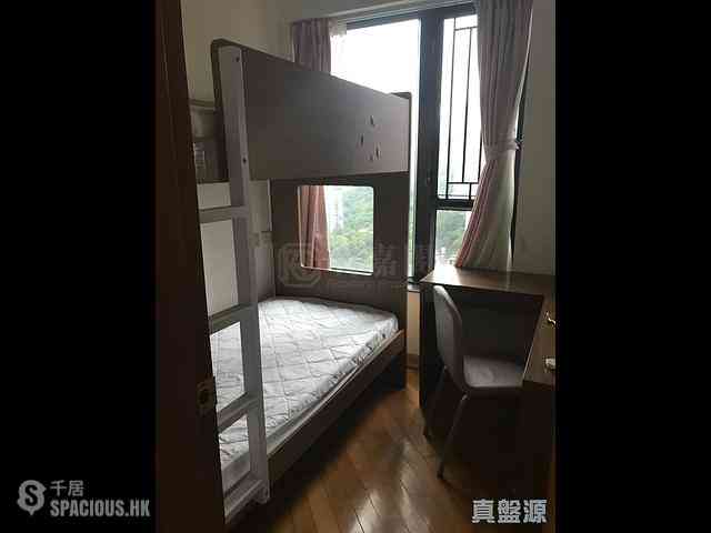 Fortress Hill - Le Sommet Block 1 16