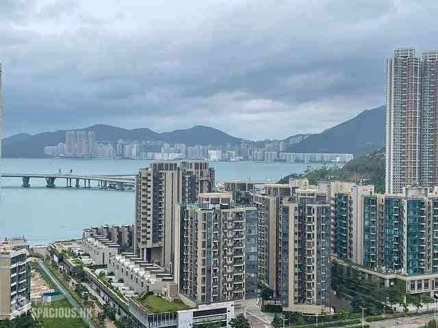 Tseung Kwan O - The Wings IIIA 01