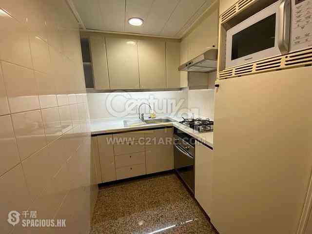 Wan Chai - Convention Plaza Apartments 02