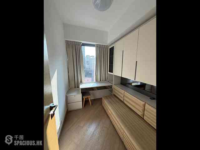 Tseung Kwan O - The Wings Ocean Wings Block 6B 04