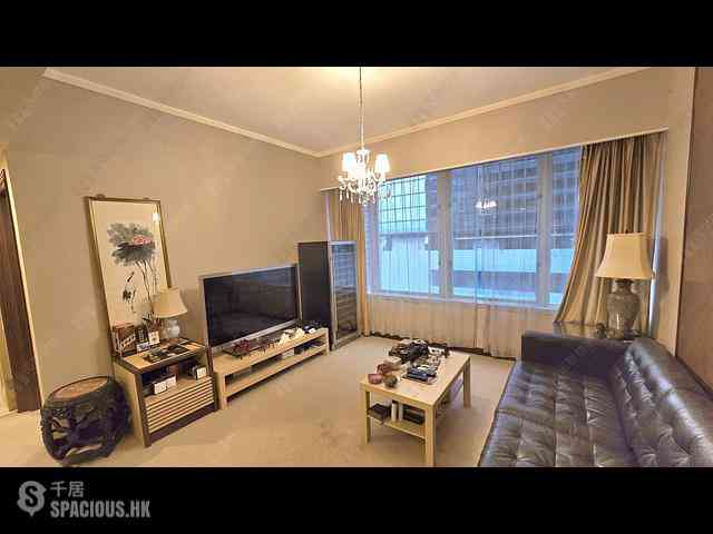 Wan Chai - Convention Plaza Apartments 02