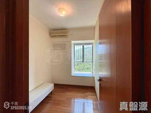 调景岭 - 维景湾畔2期7座 03