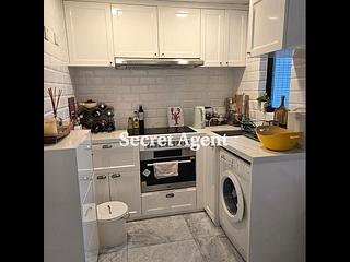 Sheung Wan - The Bellevue Place 03