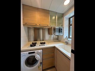 Wan Chai - The Zenith Phase 1 Block 2 02