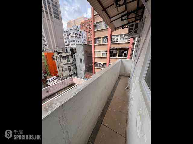 Mong Kok - Shanghai Building 09