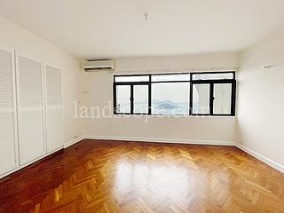 Chung Hom Kok - Coral Villas 06