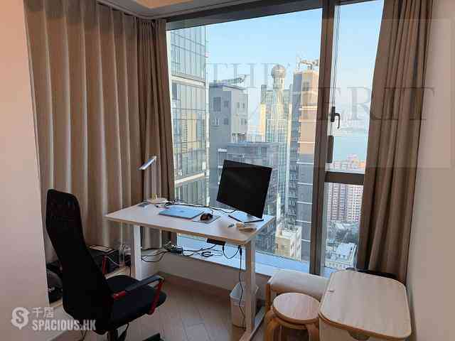 Sai Ying Pun - King's Hill 02