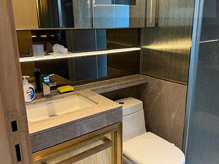 Sai Ying Pun - King's Hill 05