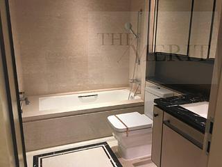 Mid Levels Central - 3, MacDonnell Road 04