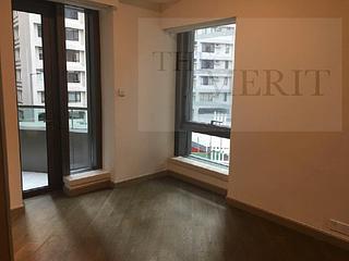 Mid Levels Central - 3, MacDonnell Road 08