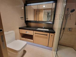 Mid Levels Central - 3, MacDonnell Road 11