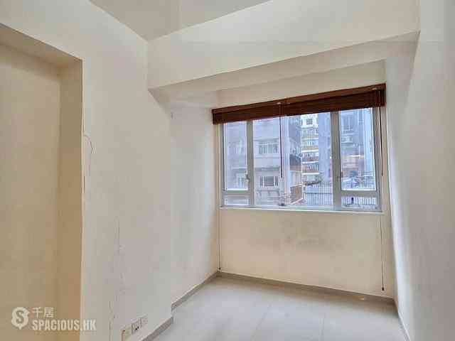 Happy Valley - 4, Shing Ping Street 13