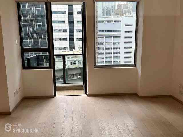 Wan Chai - L' Wanchai 01