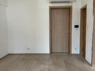 Wan Chai - L' Wanchai 02