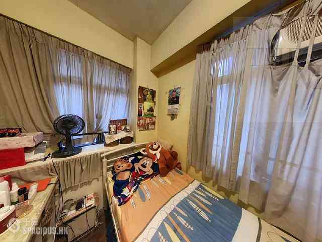 Wan Chai - Sam Yuen Mansion 03