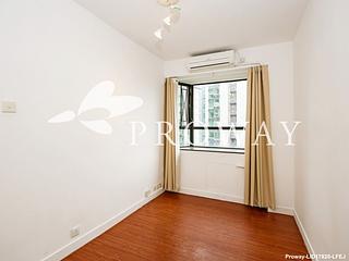 Tai Hang - Ronsdale Garden Block 2 09