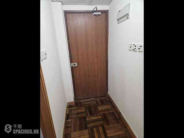 Sheung Wan - HANG LOK BUILDING 06