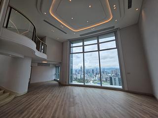 Stubbs Road - The Summit 02