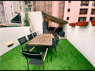 Central - 59-61, Wellington Street 02