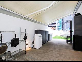 Central - 59-61, Wellington Street 03