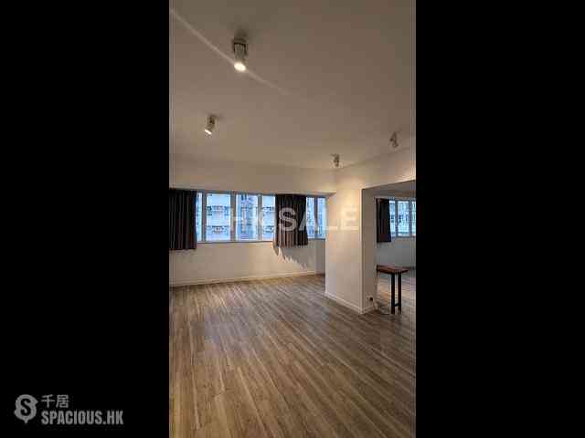 Sai Ying Pun - Sun Luen Building 03