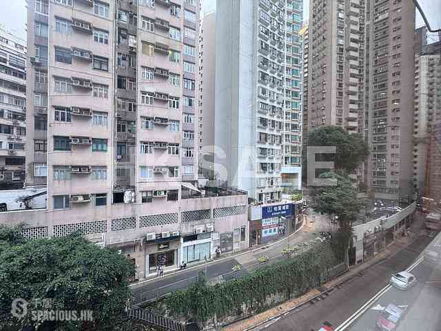 Sai Ying Pun - Sun Luen Building 05