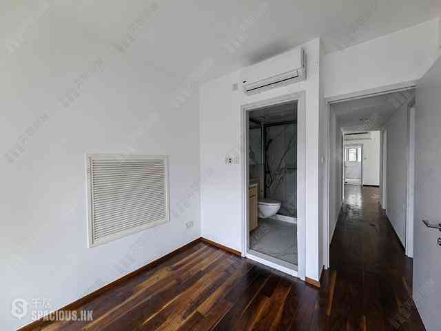 Soho - Centrestage Block 2 04