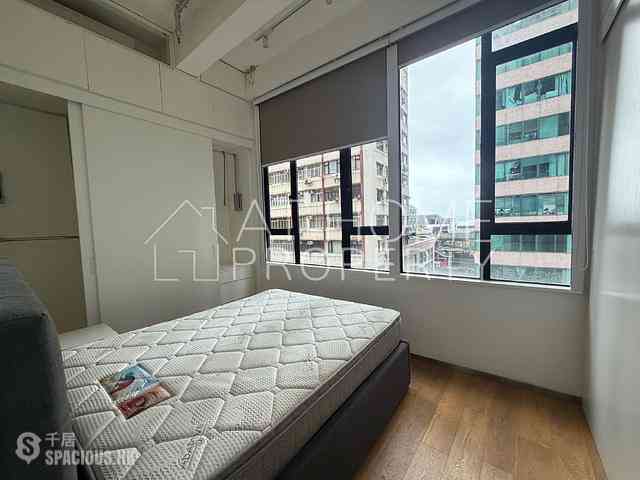 Sheung Wan - Kam Chuen Building 08