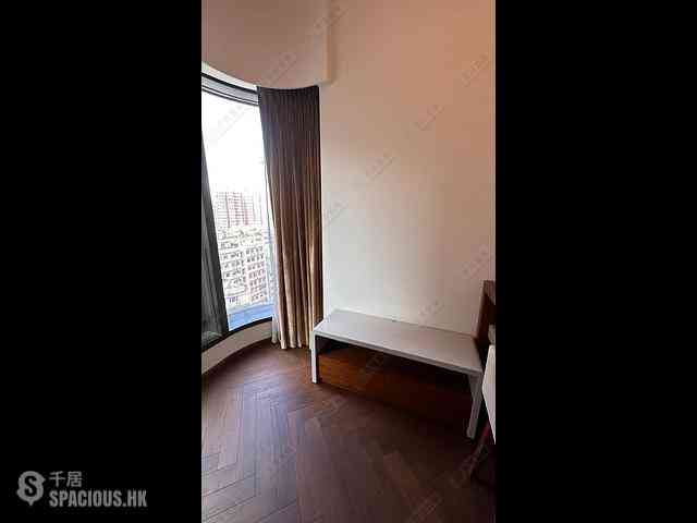 Shek Tong Tsui - One South Lane 03