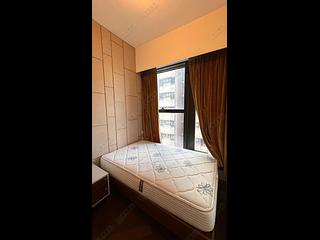 Shek Tong Tsui - One South Lane 04