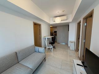 Sai Ying Pun - King's Hill 02