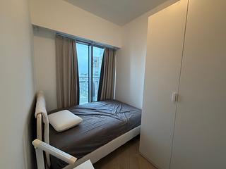 Sai Ying Pun - King's Hill 03