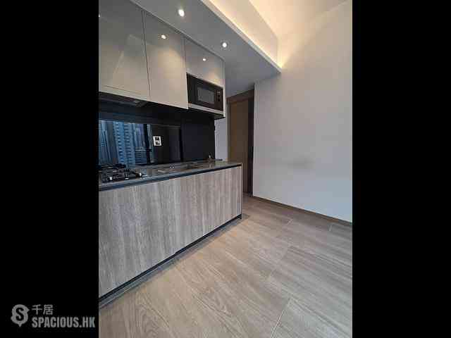 Sai Ying Pun - One・Artlane 05