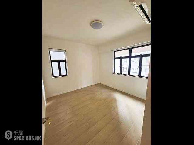 Mid Levels Central - East Sun Mansion 02