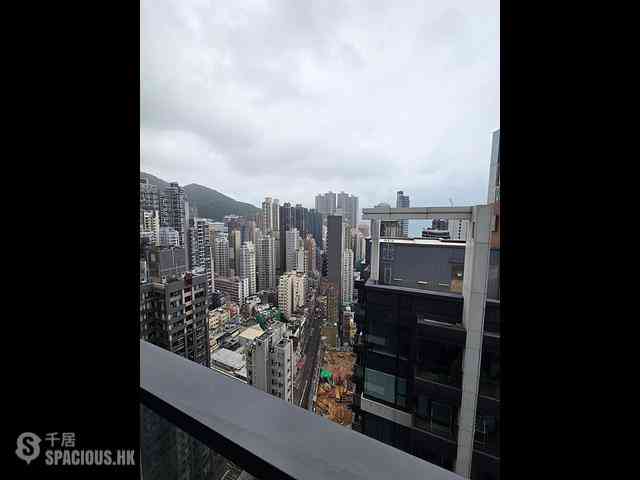 Sai Ying Pun - Two・Artlane 03