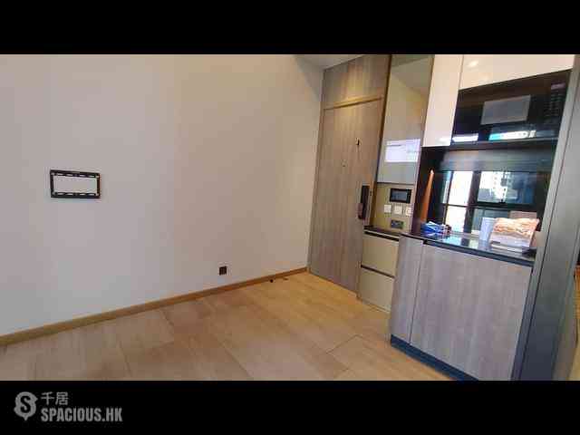 Sai Ying Pun - Two・Artlane 02