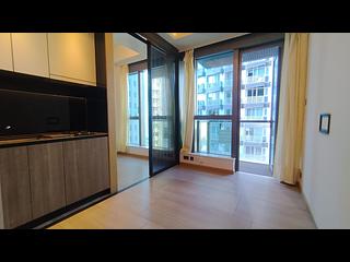 Sai Ying Pun - Two・Artlane 08